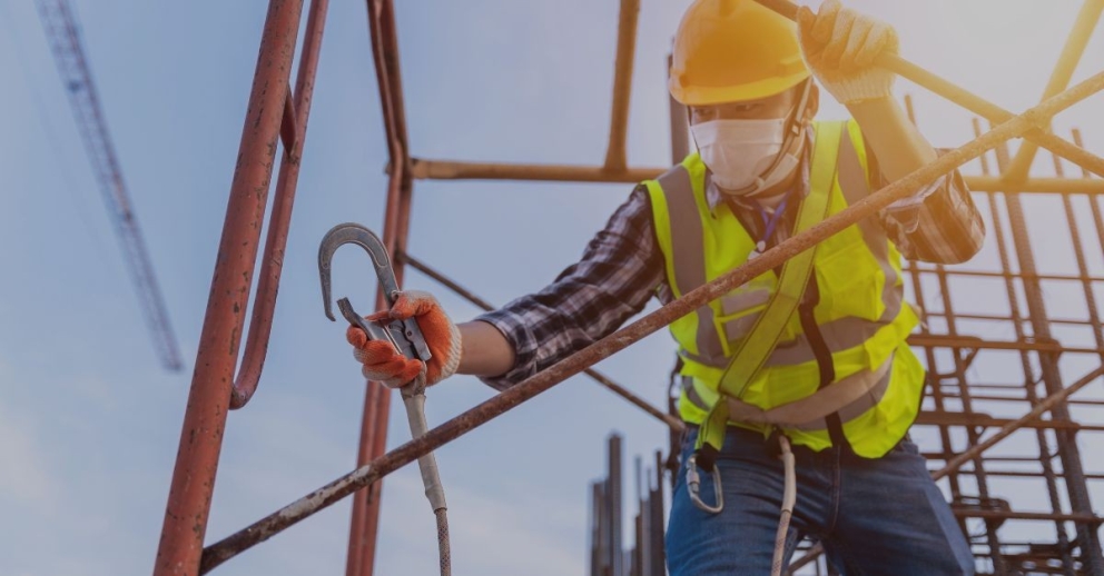 Why Heavy Industry Can't Afford to Skip on Fall Protection — CATSI